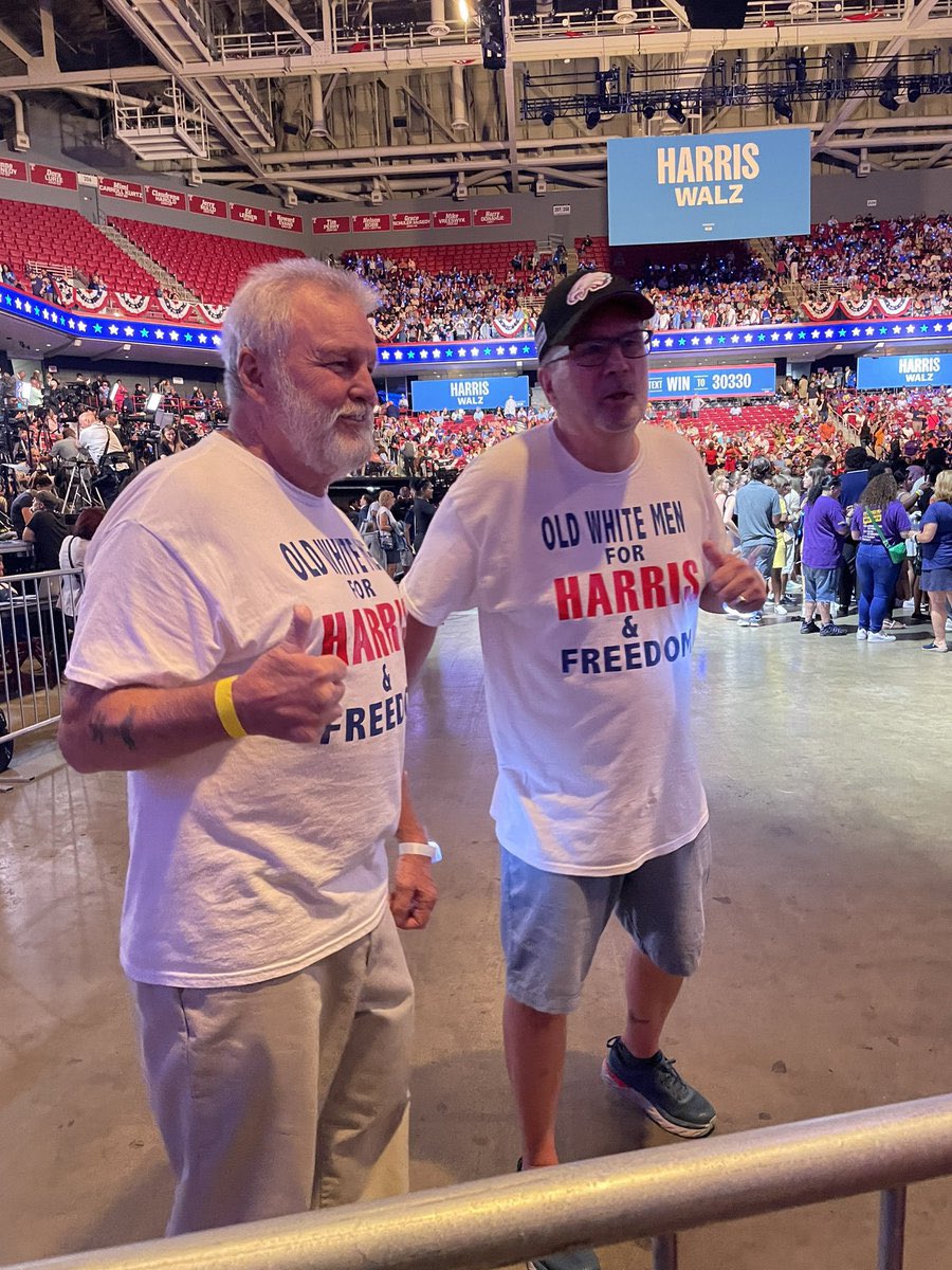 BLUE MAGA: Ladies and gentlemen, I see this as an evolving movement on the rise.
#KamalaWalzLandslide2024