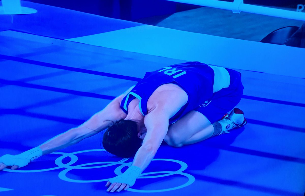 Absolutely wonderful scenes in Paris. #KellieHarrington magnificent in victory #Paris2024