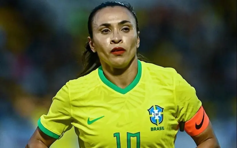 FuriaeTradicao's tweet photo. Seleção feminina de futebol está na final das Olimpíadas de Paris.
Isso só nos mostra que a Marta sempre foi o problema, puxando todos para trás porque o seu ego não a permitia admitir que seu lugar não era ali.
As outras jogadoras nunca chegaram ao máximo que poderiam pois essa incompetente as impedia de alcançar seu máximo, uma vez que queria sempre ser o centro das atenções.
Sem ela e sem outras feministas, o futebol feminino vai conseguir prosperar finalmente.
