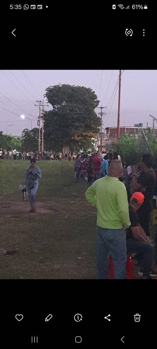 nmguayana03's tweet photo. La inmensa mayoria aun estamos esperando el pronunciamiento oficial con acta en mano de todos los centros de votacion,EDMUNDO GONZALEZ presidente electo https://t.co/0bJtB8B6OY
