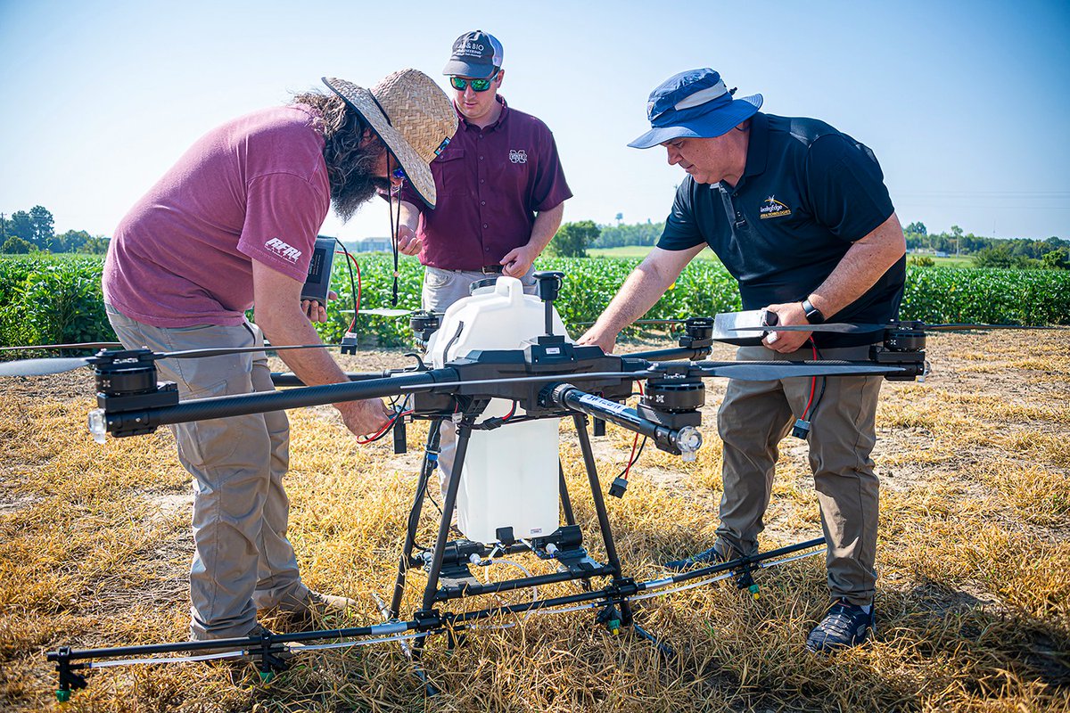 MSU is pushing innovation to new heights! In partnership with Leading Edge Aerial Technologies, we hosted an agronomic field day showcasing the latest agricultural technologies and capabilities. Check out the incredible progress we're making 👉 tinyurl.com/mrxzcs7x