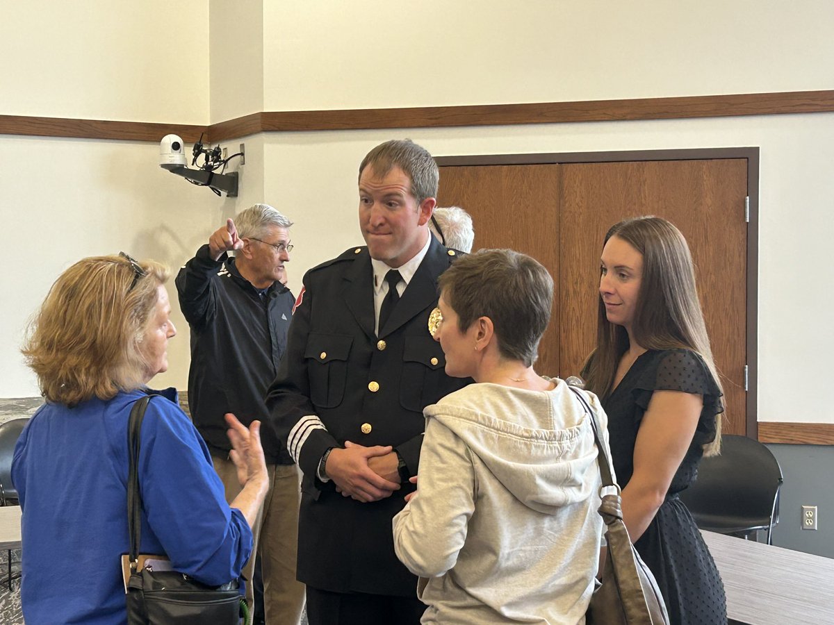 iamsedrickb's tweet photo. RIGHT NOW: The City of Coralville is hosting a reception for the public and Police Chief Candidates. I’ll be taking a deeper dive into each candidate tonight on Iowa’s News Now at 9 p.m. and 10 p.m. https://t.co/Sla5xnKhc0