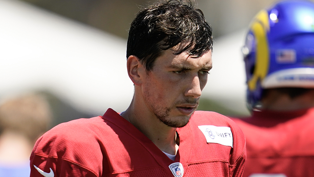 Chargers sign QB Luis Perez 

nfl.com/news/nfl-news-…