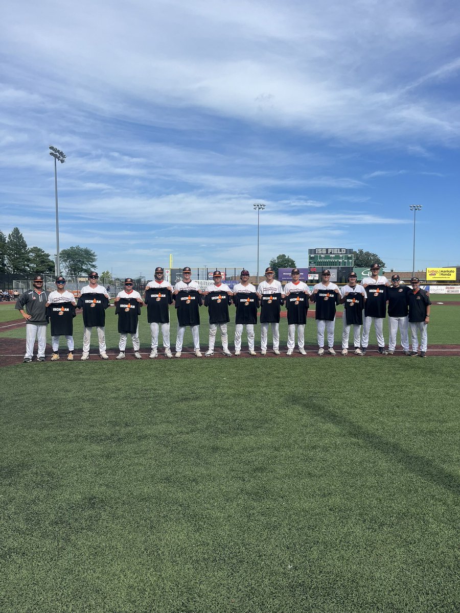 MoonDogs Ironmans! 

Thank you to all the MoonDogs for a great season! 

#GoDogs