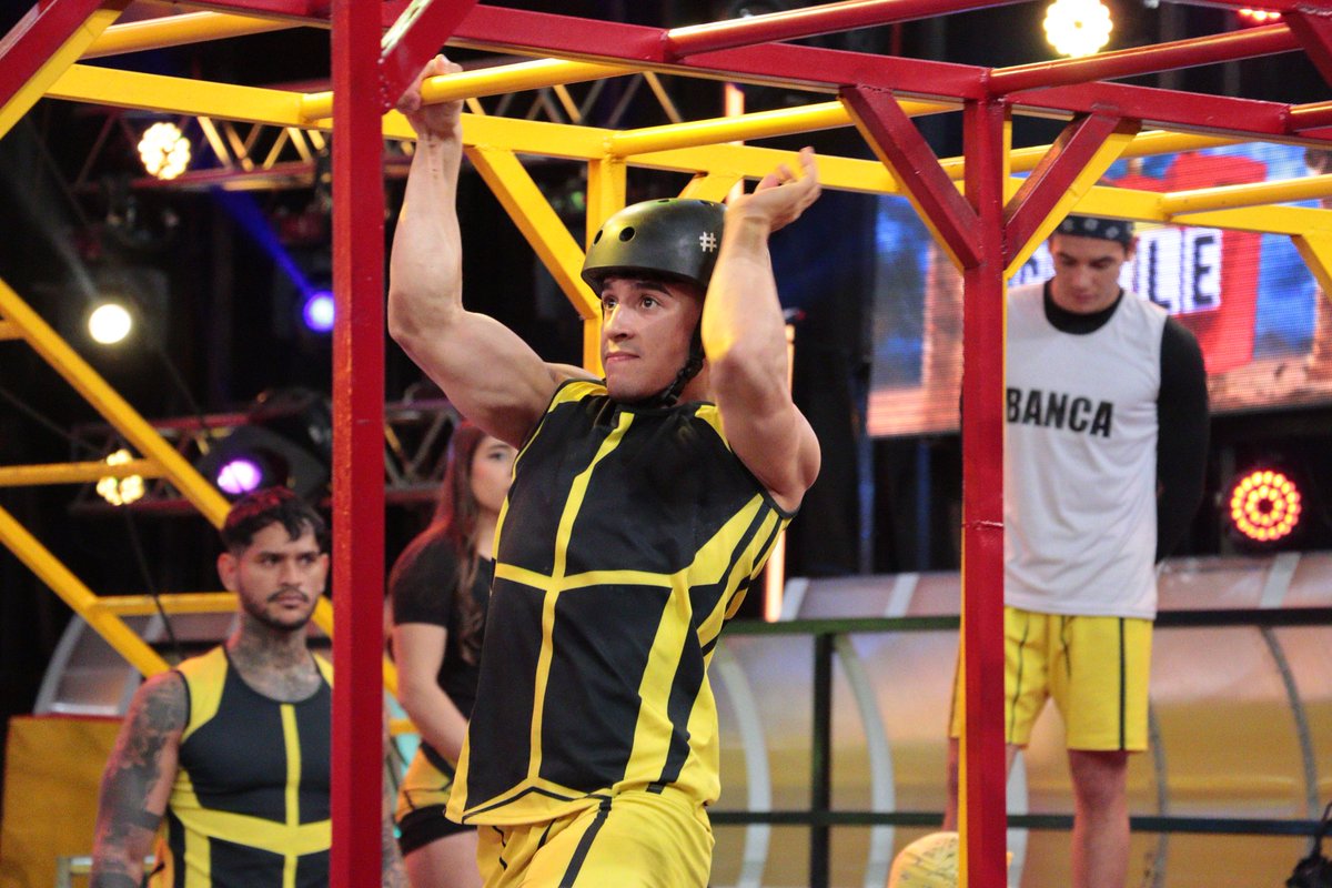 Calle_7PY's tweet photo. 🫀 ¡A puro cardio y fuerza de brazo! 💪
Los equipos se enfrentan en #Turbo1 ¿Qué equipo ganará? 🌪️
#Calle7Py 🟡🔴 https://t.co/5VX0E1oAk0