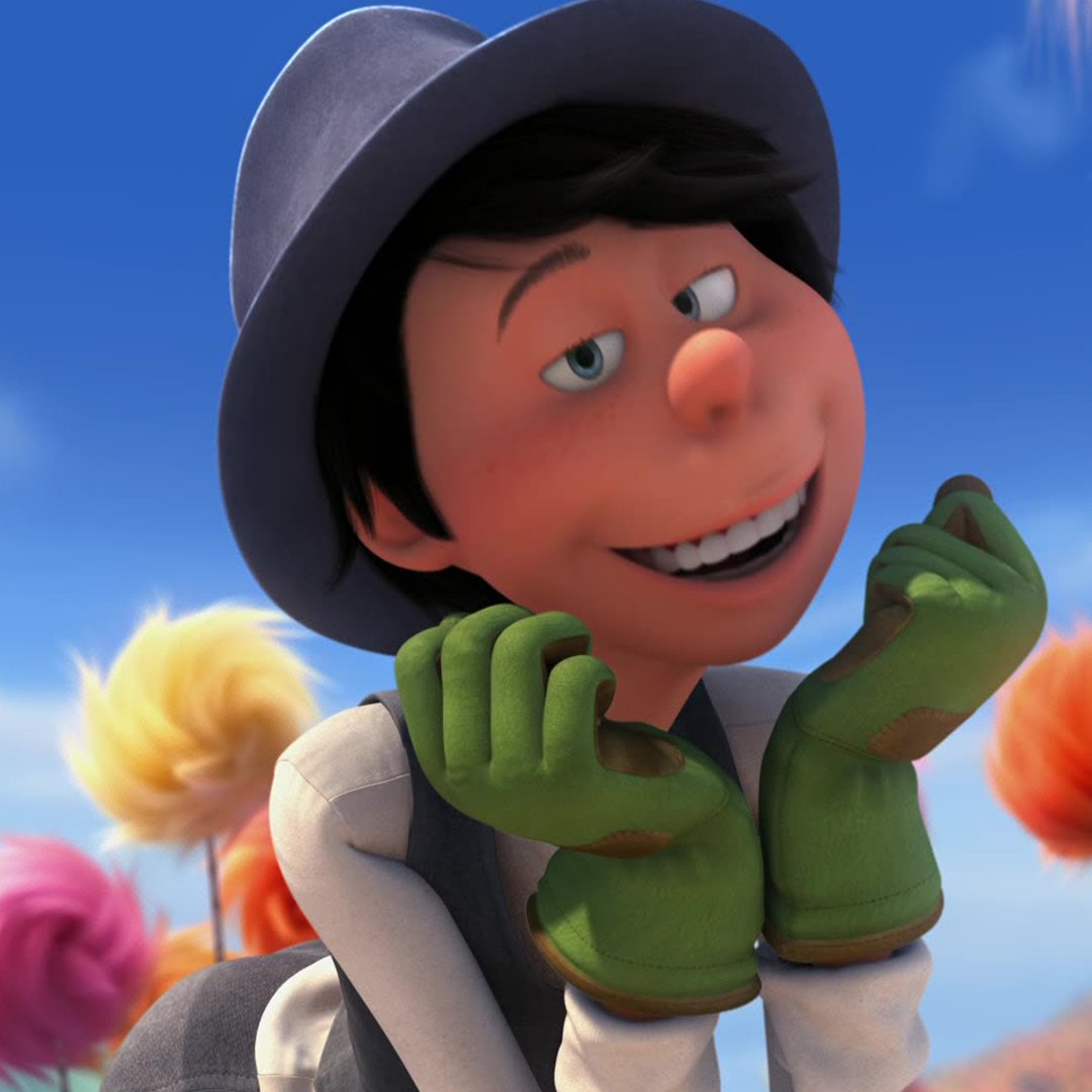 UniversalPics's tweet image. you know a tree HATES to see him coming