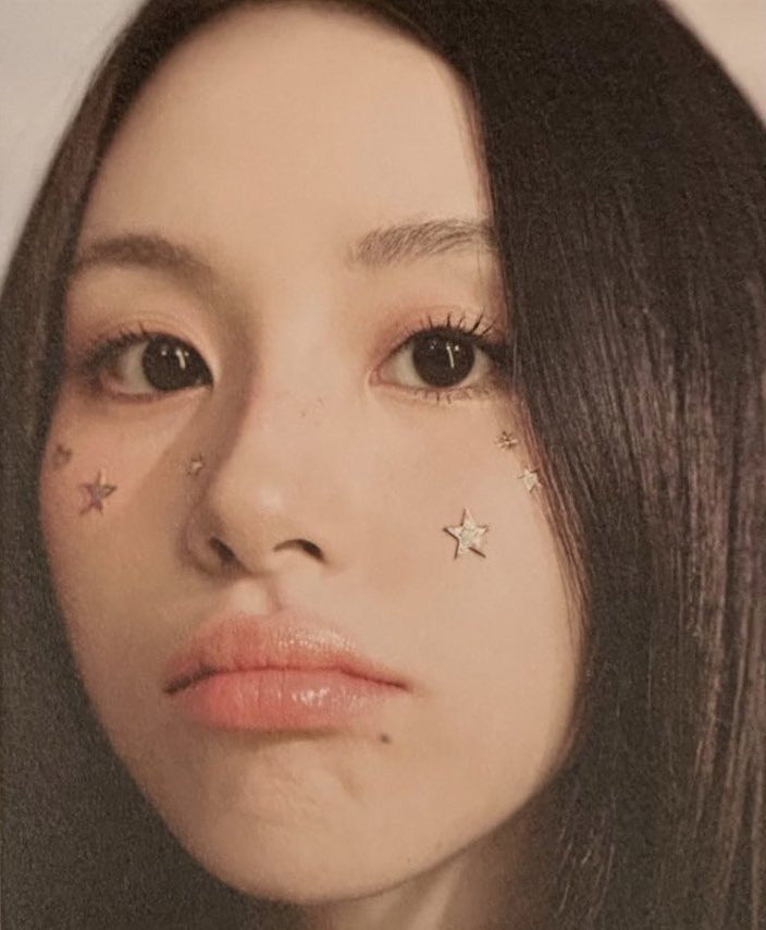 chaeypics's tweet photo. this aesthetic!! https://t.co/Rucs7v0CNT