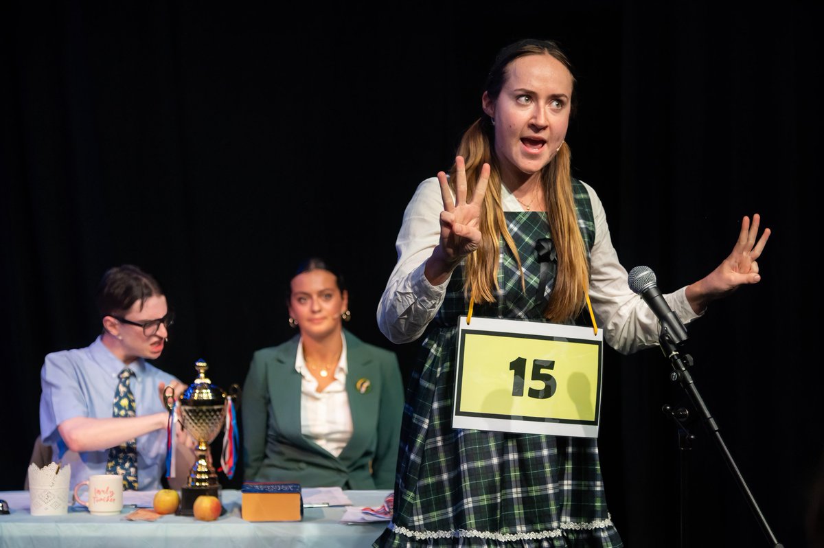 EUSOG's tweet image. That's one, two, three, four, five... SHOW SIX ready to go! Have you seen the show yet?

The 25th Annual Putnam County Spelling Bee
🗓️ 2nd-10th August
📍 Paradise in Augustine’s
🎟️  tickets.edfringe.com/whats-on/25th-…

📸 Andrew Morris

#edfringe #paradisefringe #edinburgh #musical #theatre