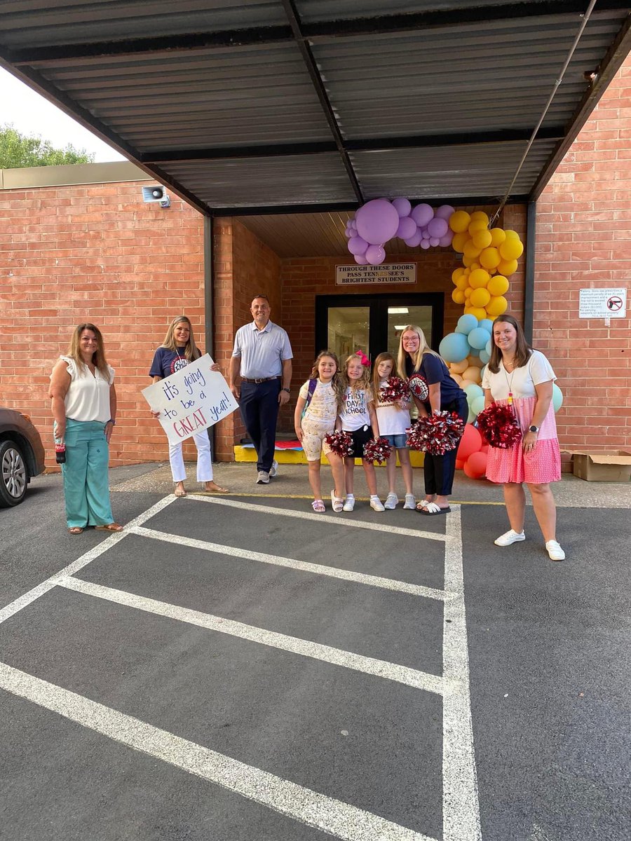 Charleston_STEAM tweet media