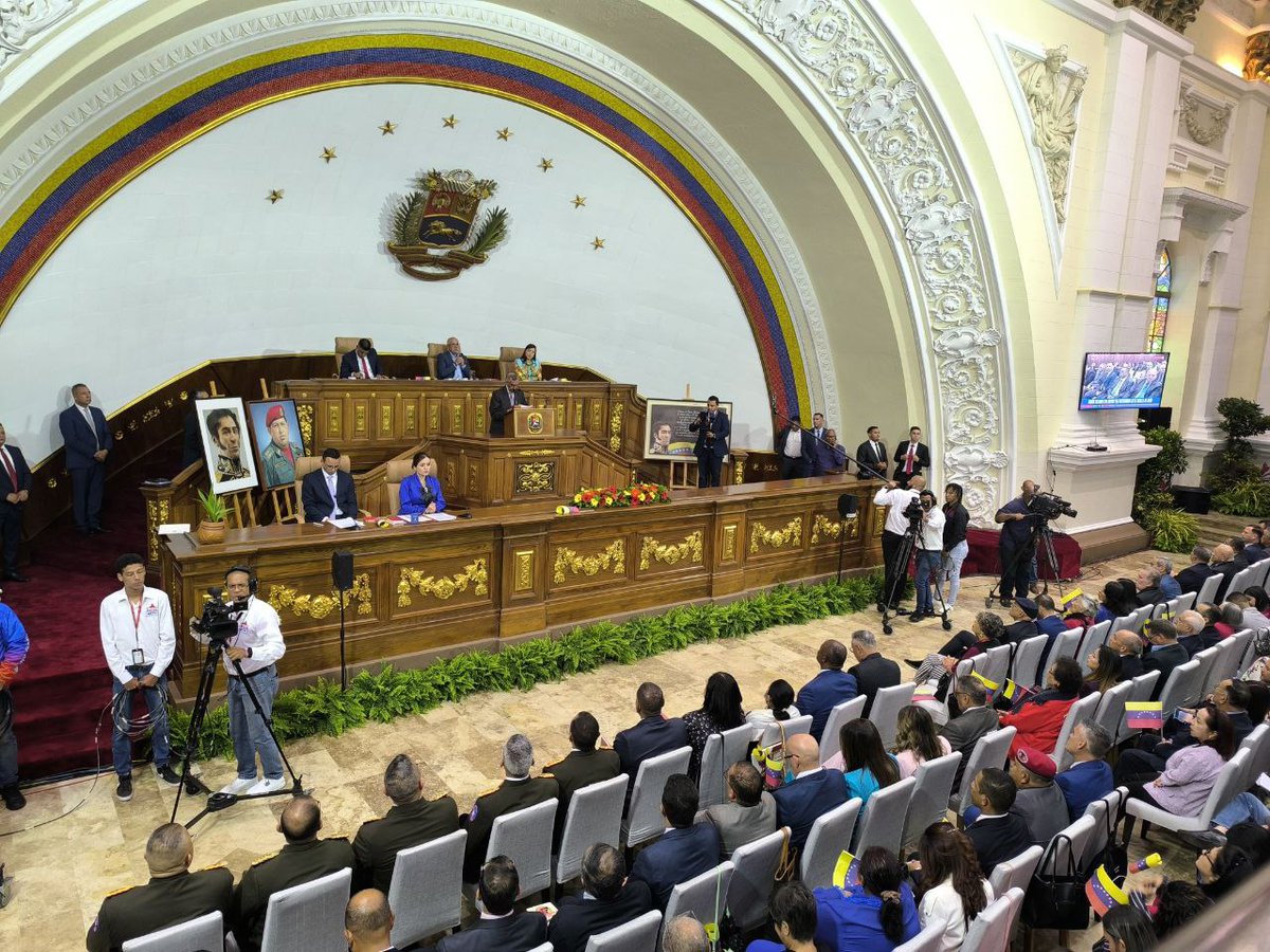 Hoy #06Ago comemoramos el Bicentenario de la Batalla de Junín. Hecho que marco un hito en la historia de Perú y toda América Latina, que puso fin al dominio español. 

Hoy más que nunca seguimos en pie de lucha por la unidad de los pueblos del mundo y la Diplomacia de Paz.