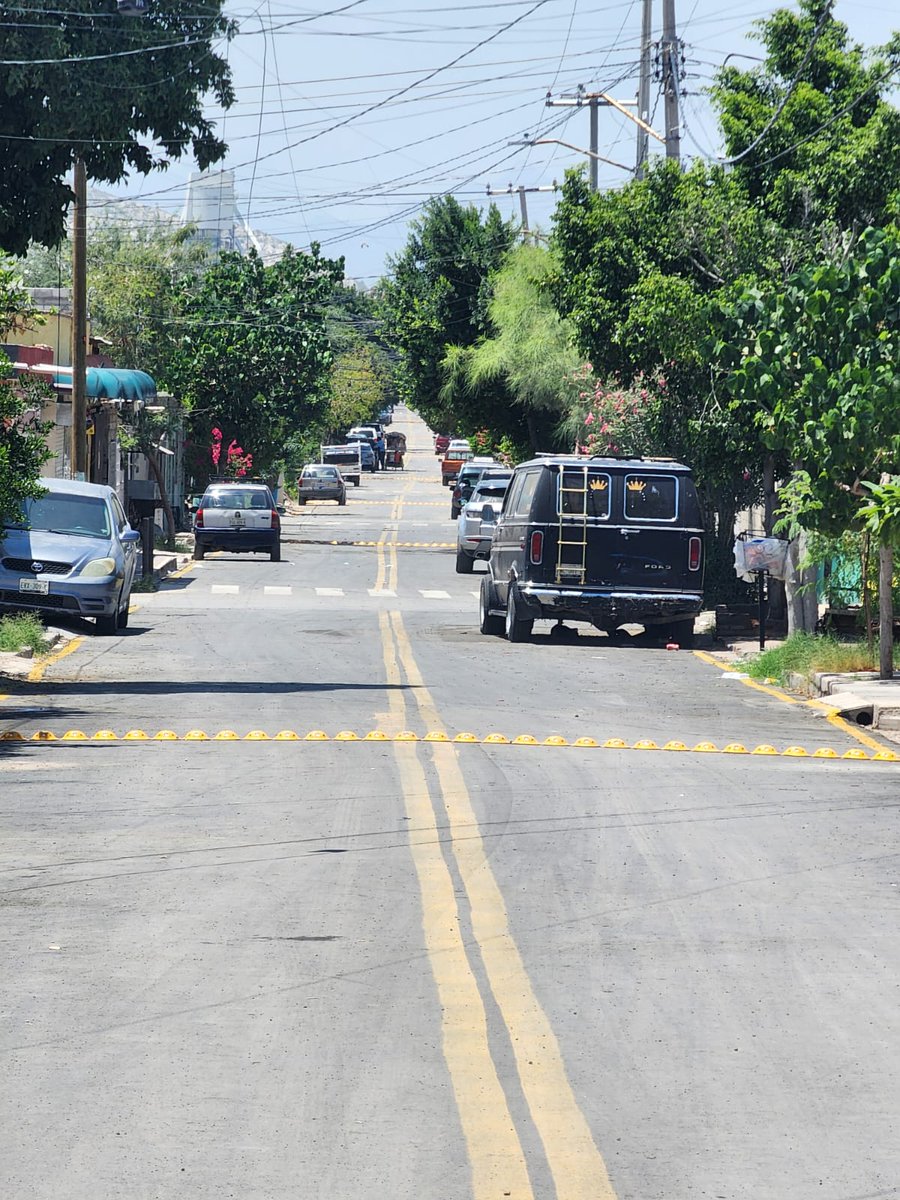 TorreonDirOP's tweet photo. 👷🏻 Se concluyen los trabajos de rehabilitación de pavimentación asfáltica en calle Huelguistas del Río Blanco, entre Rubén Jaramillo y calle entrada al Panteón, en la colonia Lázaro Cárdenas. 🛣️

#MiQueridoTorreón
#TorreónSiemprePuede
#TorreónAlaObra https://t.co/azmLzGJHBm