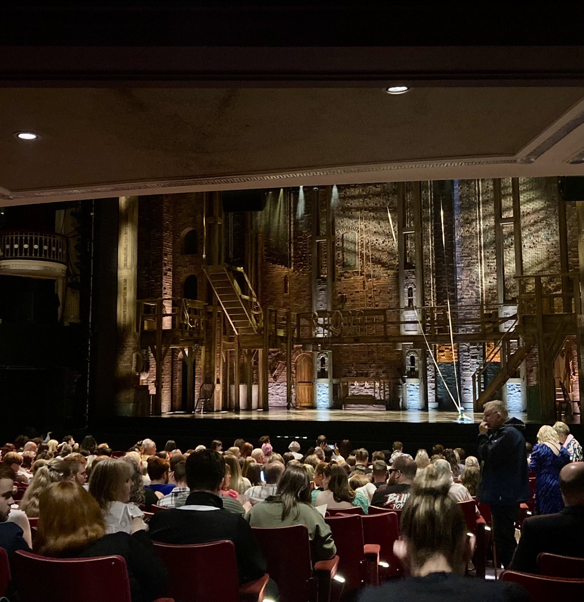 Sarah (@_sarahmars) on Twitter photo In the ‘room where it happens’.. trying hard not to sing along 🤩 #Hamilton <a href="/brumhippodrome/">Birmingham Hippodrome</a> In the ‘room where it happens’.. trying hard not to sing along 🤩 #Hamilton <a href="/brumhippodrome/">Birmingham Hippodrome</a>