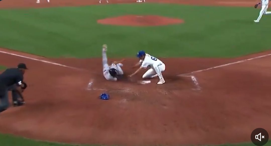 Nick #Mayeniac tweet media