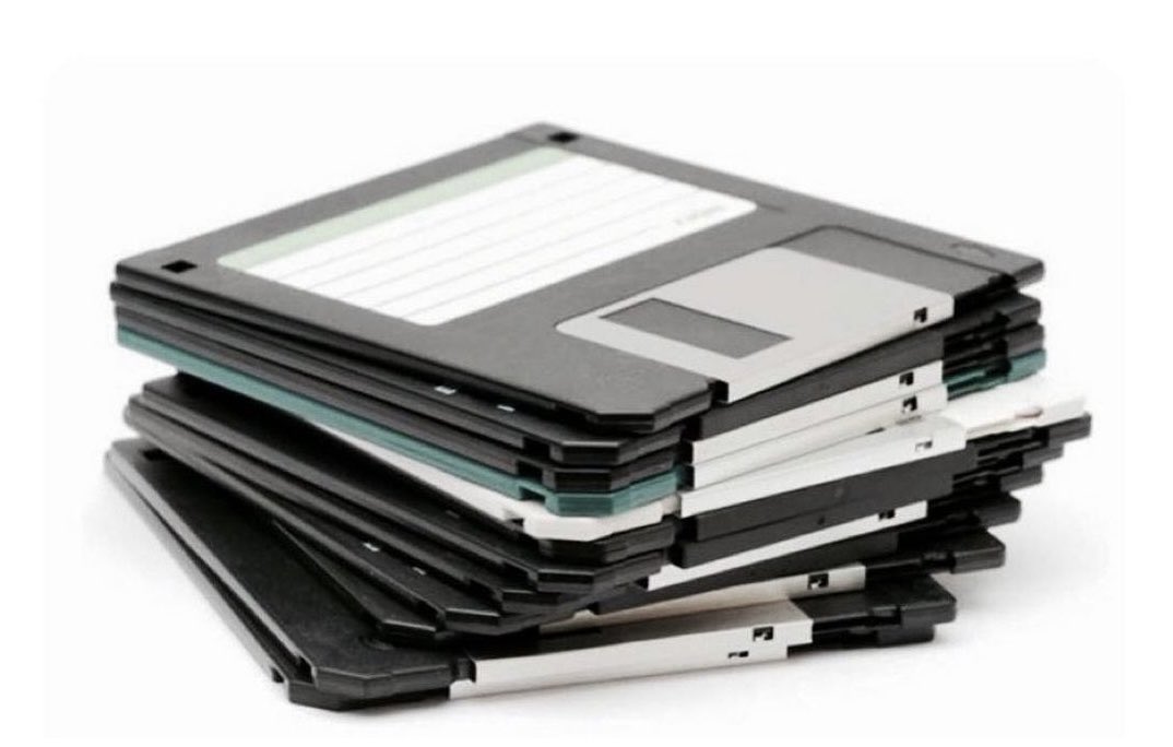 Ustedes alcanzaron a usar éstas reliquias?. Se me cayó el carnet 😌