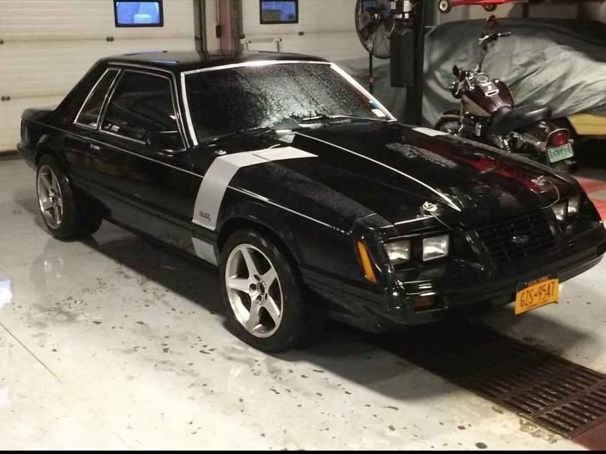 MannyMelkio's tweet image. New Notchback Foxbody project..
83'
#foxbody #notchback #ford #Mustang #teamzpmotorsports