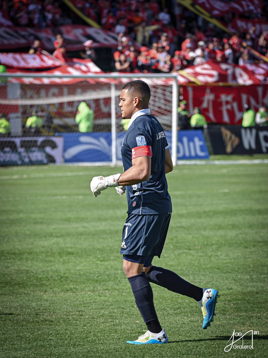 joeldavidfc1's tweet photo. Fe. Enfoque. Determinación. 🙏🏽🧤🥇#YojuegoparaCristo @AmericadeCali https://t.co/drSdFO6GkT