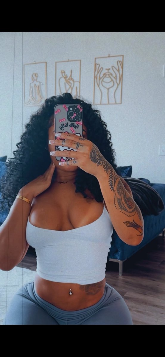 xoxomonye's tweet photo. black hair is back 🤗 https://t.co/pshgZBn0Zd