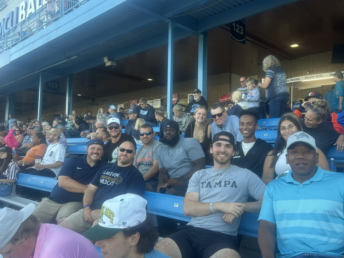 LionsYouthFB's tweet photo. Coaches Trip to the @wmwhitecaps game!
#CapsCam x #OnePride https://t.co/K5VjrVL5Jk