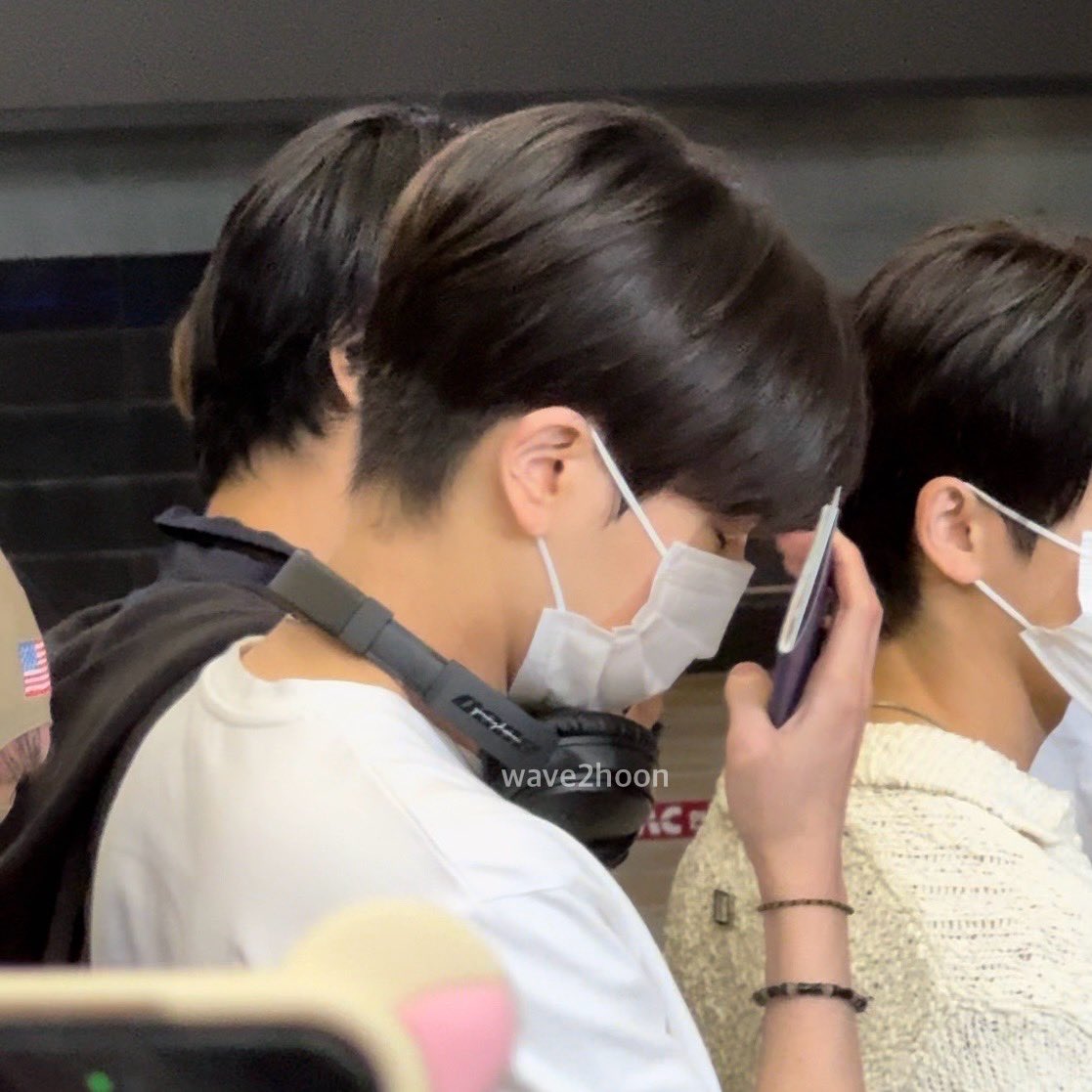 나 진짜 영훈이님 뒷목에 선명하게 남은 바리깡이 지나간 흔적 볼 때마다 미칠 것 같아 너무 좋아서…. 앙 앙 💇🏻‍♂️🐶