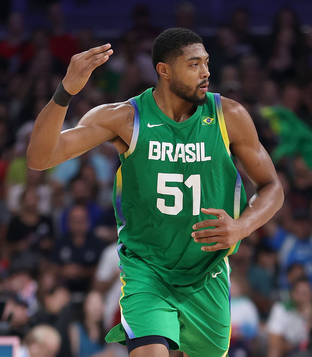 DataFutebol's tweet image. O projeto Bruno Caboclo já tem 350 alunos. O projeto busca atletas parecidos fisicamente com o Bruno Caboclo, ou seja, jogadores altos e com boa envergadura.

O mapeamento está sendo realizado no Brasil todo, e organizado pela Confederação de Basquete do Brasil. 

Eles estão…