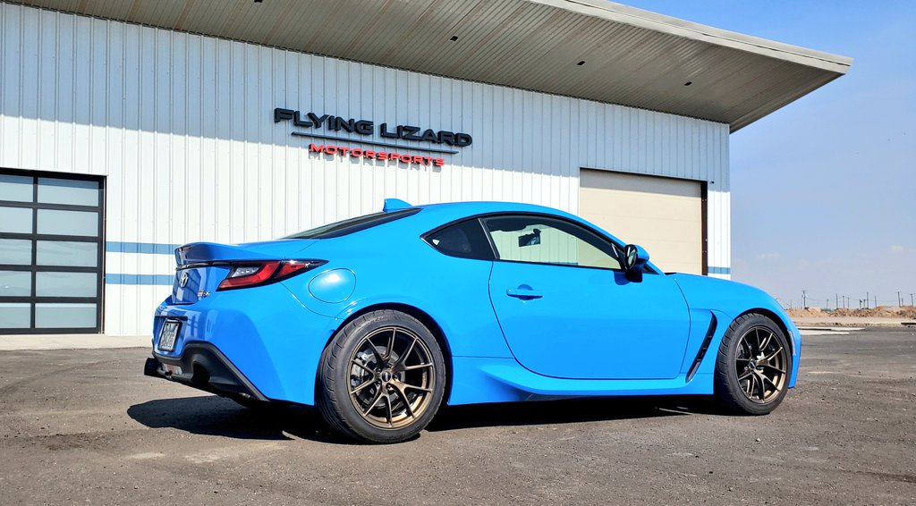 DrayTheWolf's tweet photo. Happy #86 day! One of my favorite cars I've ever owned and driven. Can't wait to get the new wheels on when I get back home in a few weeks. 

#GR86 #ToyotaGR86 #ToyotaGR
#TrackToy #WeekendTrackToy
#MyFunCar #MyOtherCar #DailyDriver #ApexWheels #ApexForgedWheels #OhlinsSuspension https://t.co/PUyuI8ueiy