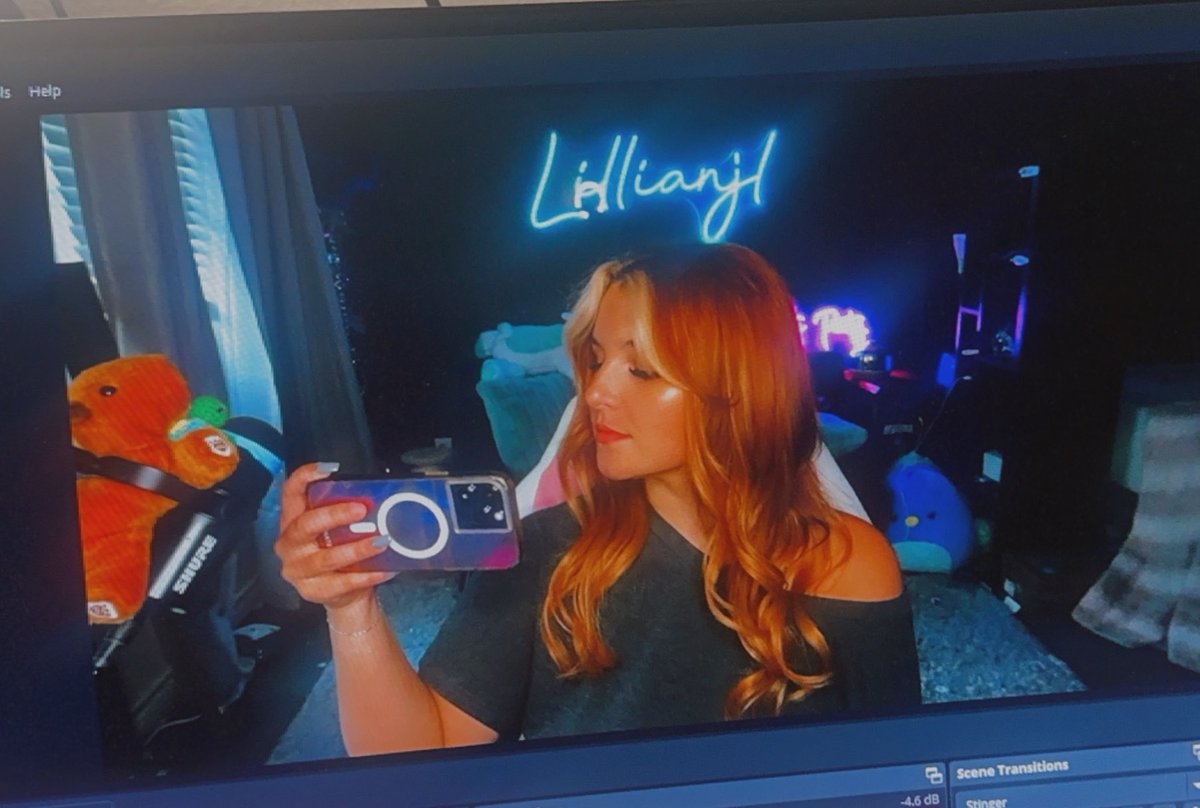 lillian tweet media