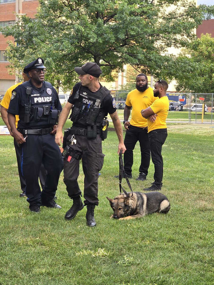 PPDCanineUnit's tweet image. Thank you to @DrexelDPS for inviting us to your #NationalNightOut2024 K9 Kai and P/O Morrow had a great time interacting with the community