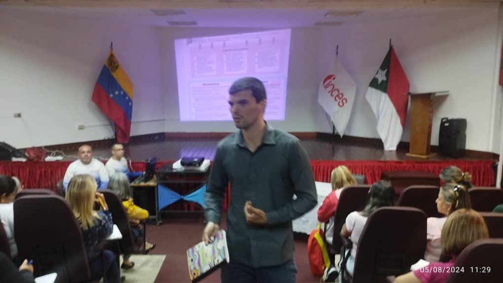 #GranTrujillo Sector educativo del estado sostiene encuentro para el impulso de prácticas pedagógicas lc.cx/MOIVgY