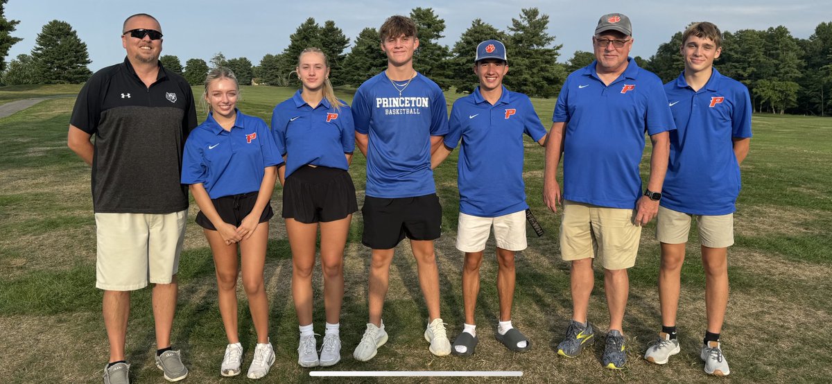 TigerGolfPSHS's tweet photo. The Tigers came in 2nd place today at the match at Pipestem Resort. It’s a good start to the season and showed us what we need to work on to achieve our goals. Congratulations to @Dylan40349834 for shooting 37 and winning co-medalist honors!!! #wvprepgolf #keepgrinding https://t.co/kZIWgmYA9C