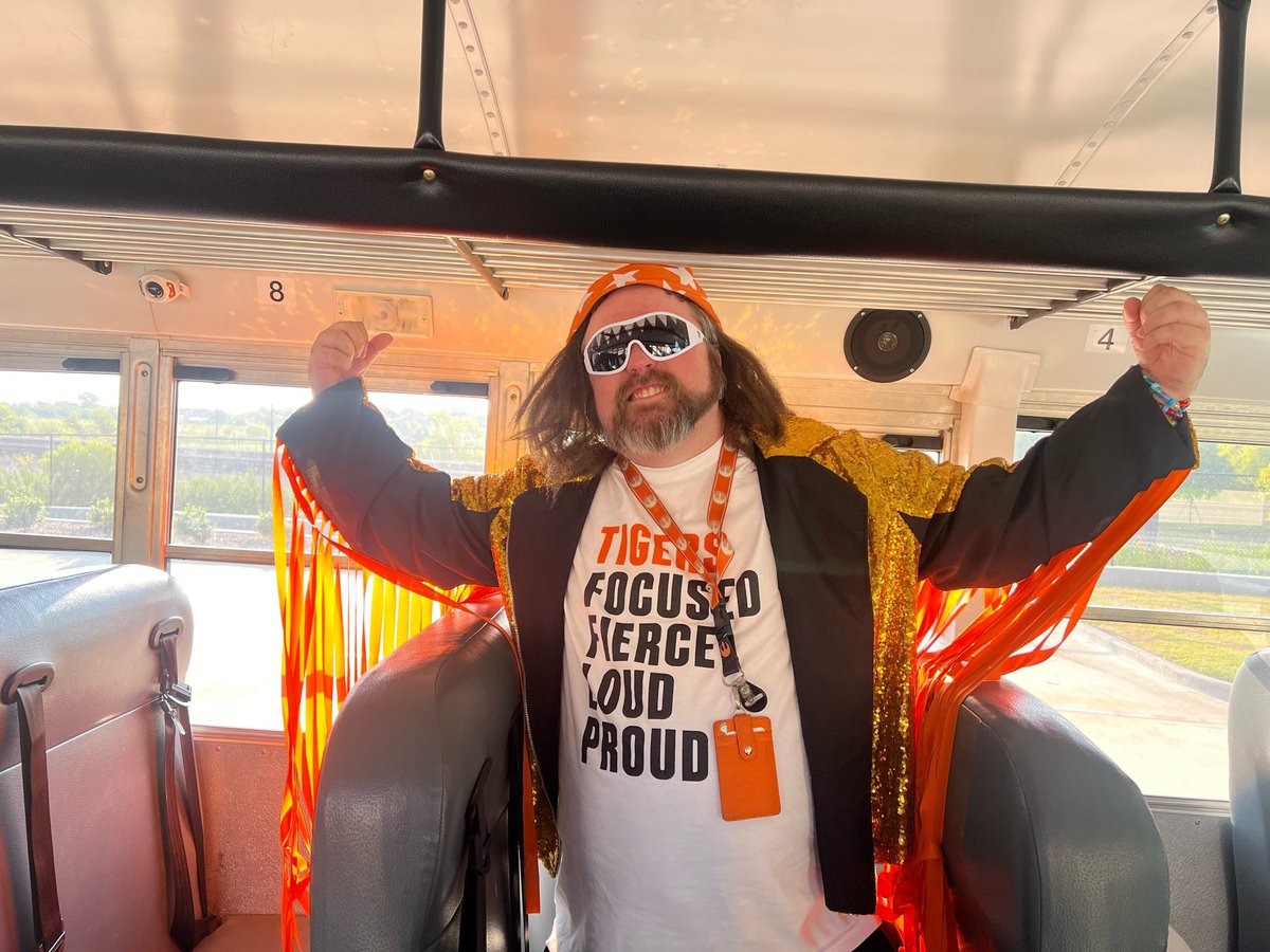 🧡🐾 Tiger staff kicked off the year celebrating Northwest ISD’s 75th Anniversary at the 2024 Convocation Ceremonies! We are so excited to be together again, and we can’t wait to welcome our students on August 14!