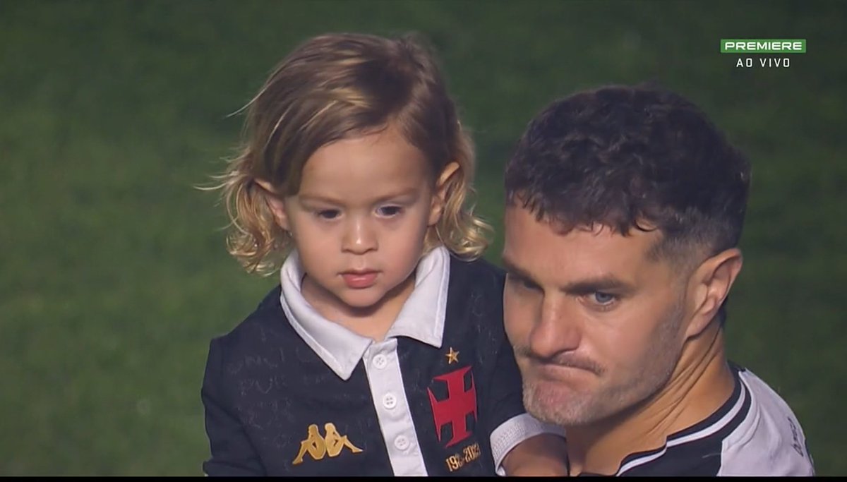 NewsAlmirantee's tweet photo. Um sentimento passado de pai para filho! https://t.co/RBdVnr7K3n