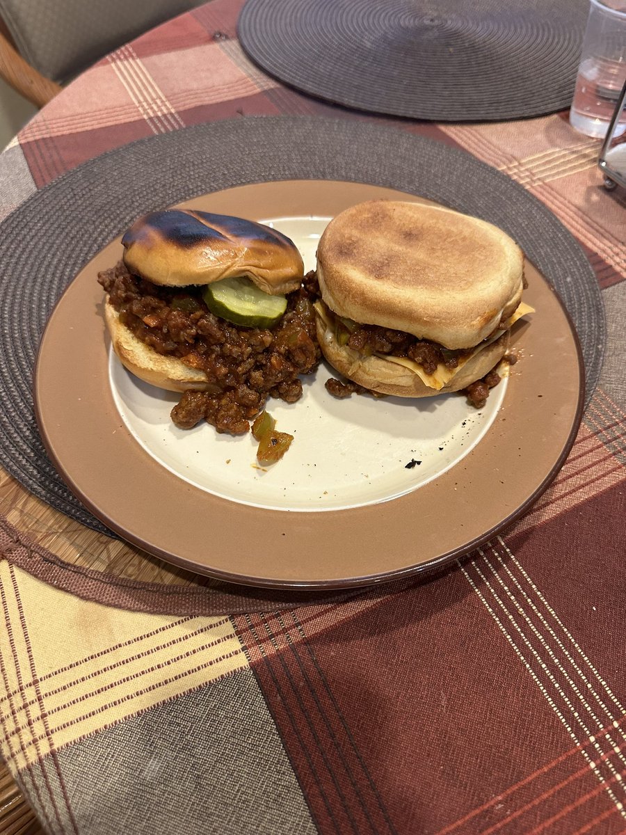 Cookies373's tweet image. Fucked up the buns 🤦🏿‍♀️🤦🏿‍♀️