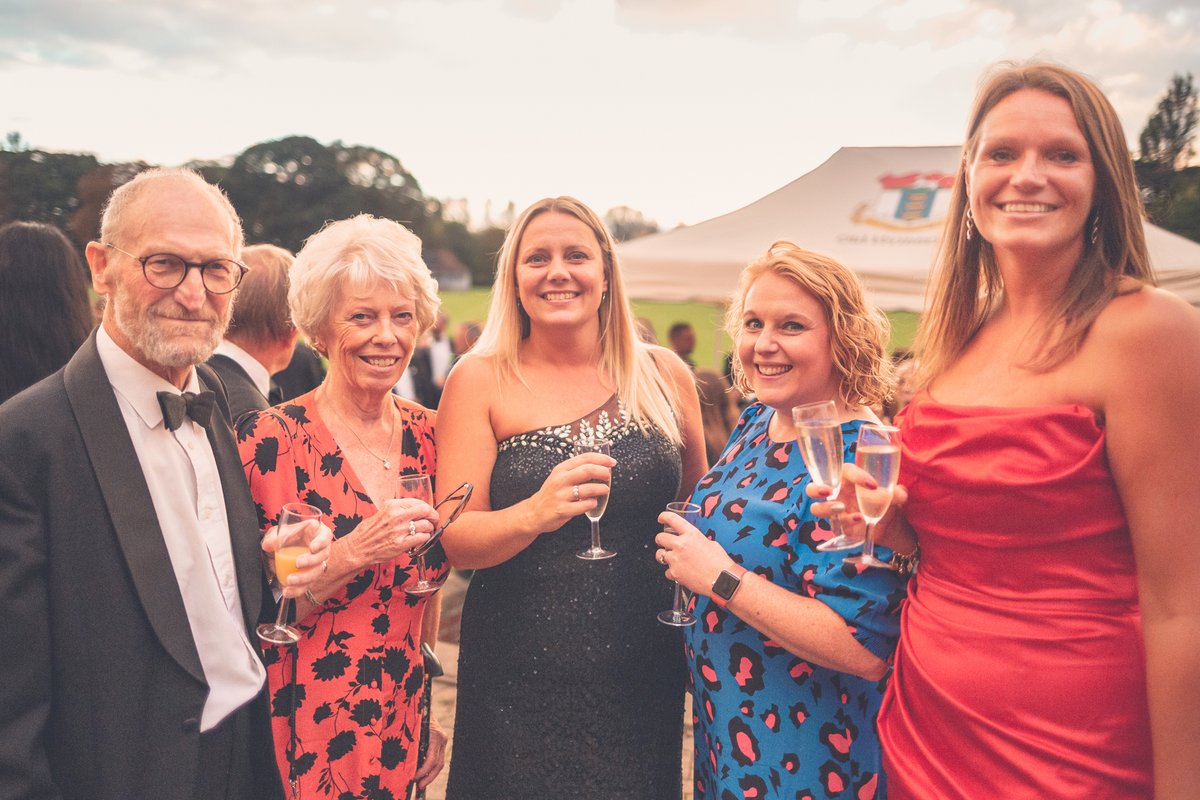 💃Only a month to go to our Annual Dinner and we are looking forward to dancing the night away!🕺
Reunite with former classmates and friends, along with some of our former teachers.
We look forward to seeing you there!
oldhymerians.com/event/oh-septe…