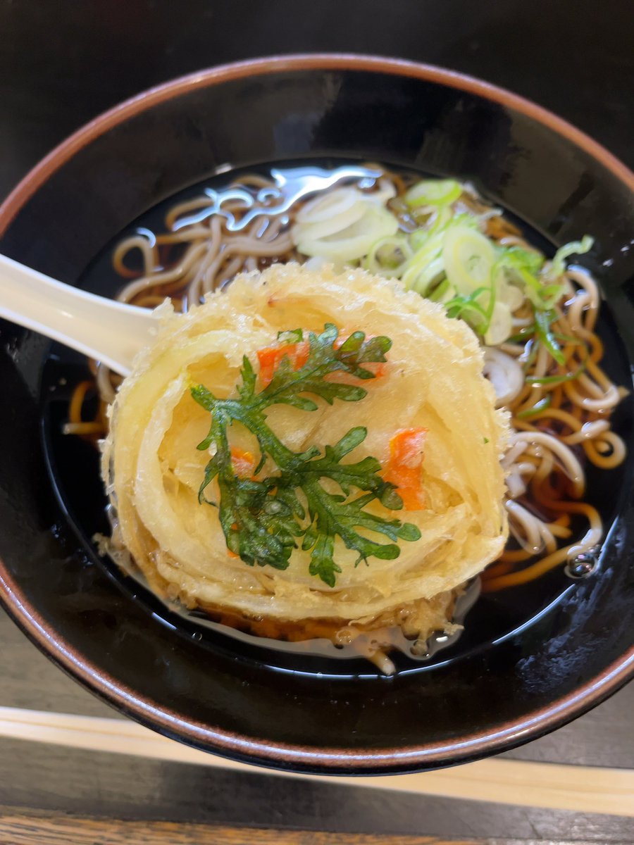 hothatchboogie's tweet photo. ハッチ怒りの野菜天そば2
@新札幌「両国」
#ハッチ怒りの https://t.co/Dqii4n3pHJ