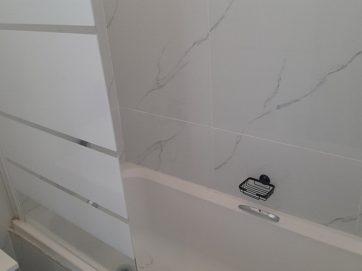 Khanyisile_Prop's tweet photo. Unit 3: Eden Court, Regents Park (Jhb)

The bathroom and kitchen are the 2 most important rooms in the home. 

They can make or break your investment.

To attract the right type of tenant, add value to your kitchen and bathroom. https://t.co/XmKoGvjEwo