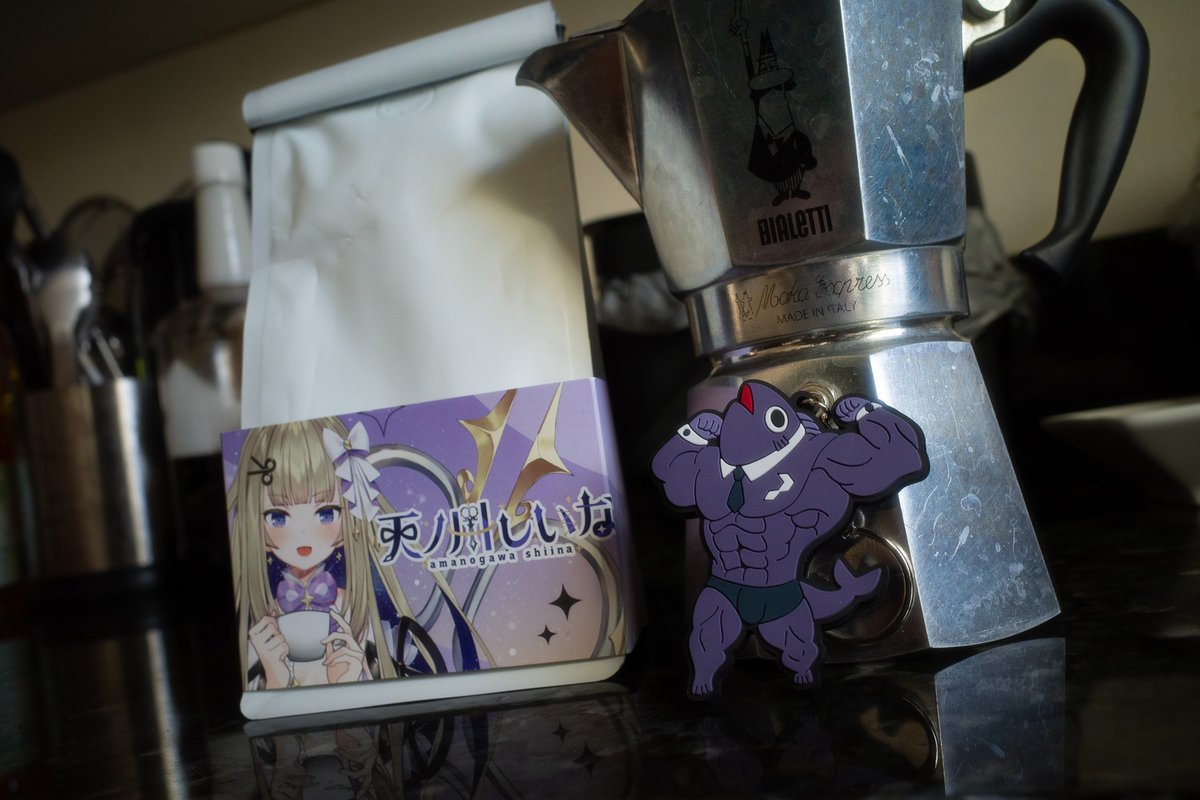 mothTSC's tweet photo. Moka pot time!

Grind finer than you would for drip aeropress, but coarser than espresso.  

#AmanogawaShiina #PhaseConnect #PhaseCoffee https://t.co/PhSVuy7p37
