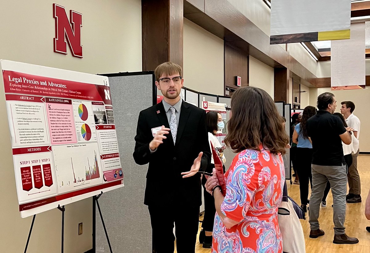 DigLegalRschLab's tweet photo. Our team laid down some
Habeas History at today’s Research Fair @UNLincoln Thanks for putting on a great event @UNLGradStudies @UNLresearch &amp; supporting our scholars @UNL_UCARE @NSF @CDRH_UNL @unlcas https://t.co/i4la3Y6qmW