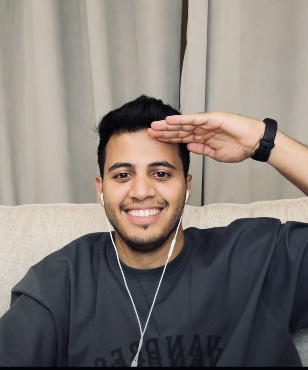 يظل هناك شخص   .. 
مختلف الحضور والحديث دائماً  ..
حتى نوع السعاده التي يمنحها لك .. 
تكون مختلفه ! ✨🫶🏼💓
الله يسعدك ويوفقك. 
#سبايكي 🤍🤍🤍
