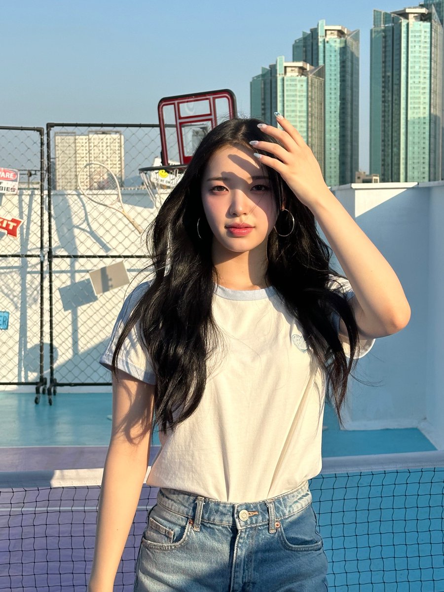 BRAVE_CandyShop's tweet image. 텀블러 비하인드 사진☀️🩵🐰

#수이 #SUI #CandyShop #캔디샵