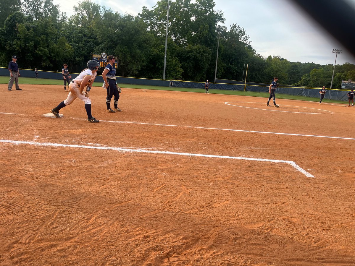 Derek Waugh tweet media