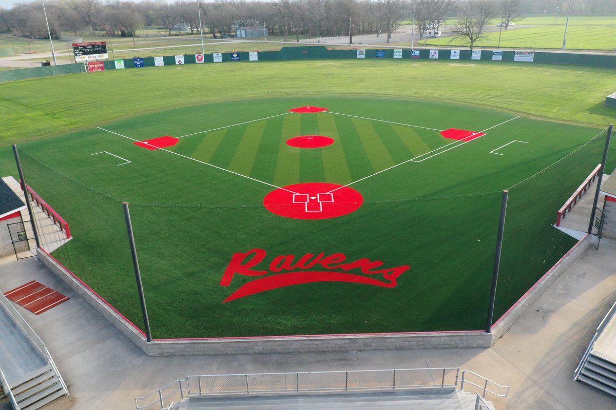 MidgettJace23's tweet photo. I’m very excited and blessed to announce that I will be furthering my academic and athletic career at Coffeyville Community College! I want to thank God, friends, coaches, and family that have helped me along the way! https://t.co/SgFyzifKnI