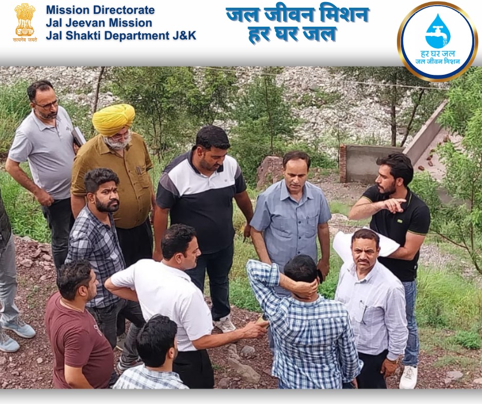 JJM_JK's tweet photo. On-Site Visit: 
Mission Director JJM J&K and Chief Engineer Jal Shakti (PHE) Jammu, along with the engineering team, inspect Jal Jeevan Mission implementation in Surnkot, District Poonch!

@CRPaatil @DoWRRDGR_MoJS @jaljeevan_ @mahajan_vini @iamvikassheel  @PIBWater @OfficeOfLGJandK @AdvisorBJKGovt @ShaleenKabra @diprjk @PoonchDm @DrGnitoo @chief_jal