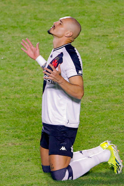 futtmais's tweet image. Precisamos falar sobre a partida do God Of Zaga.

Maicon não deixou passar nada.