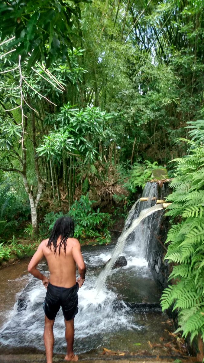 Dinho_F's tweet photo. Cachoeira https://t.co/7rMTH3OoDf