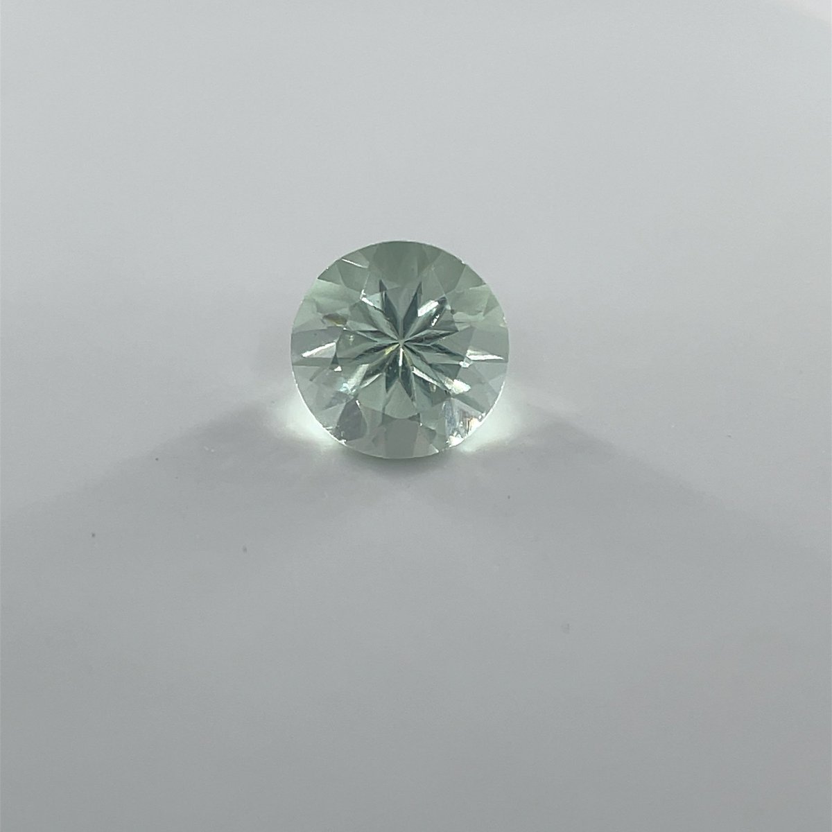 DelmiglioreJ's tweet photo. 【503138】
ミントガーネットルース　0.55ct
5.0mm

#ミントガーネット #mintgarnet 
#ガーネット #garnet 
#カピルのお店デルミリオーレ https://t.co/N0mXAZOI3s
