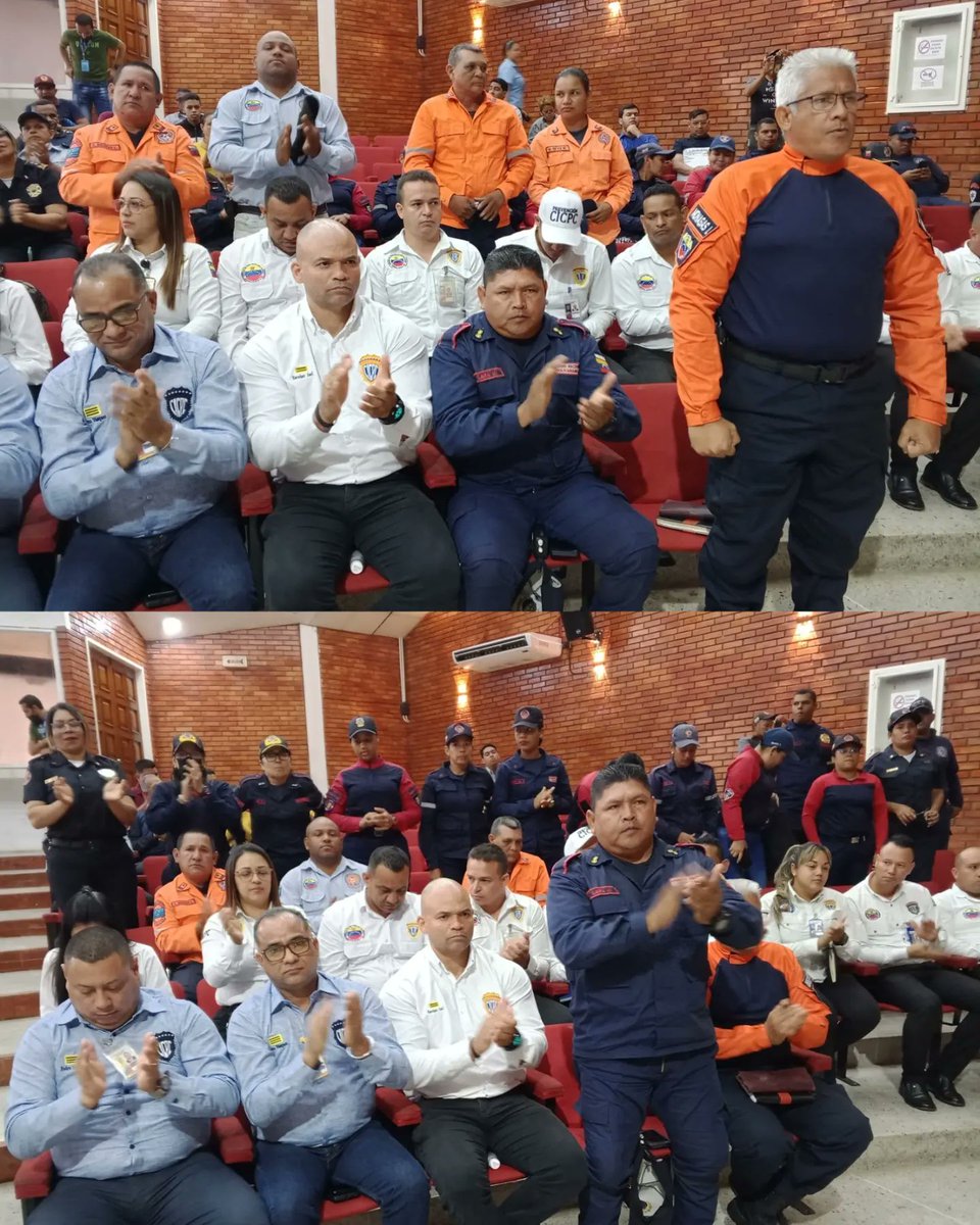 ClsemMonagas's tweet photo. En sesión ordinaria Legisladores se pronuncian a favor del Presidente Maduro
.
https://t.co/LrtzJPfcqH https://t.co/7r2eSXB1TL