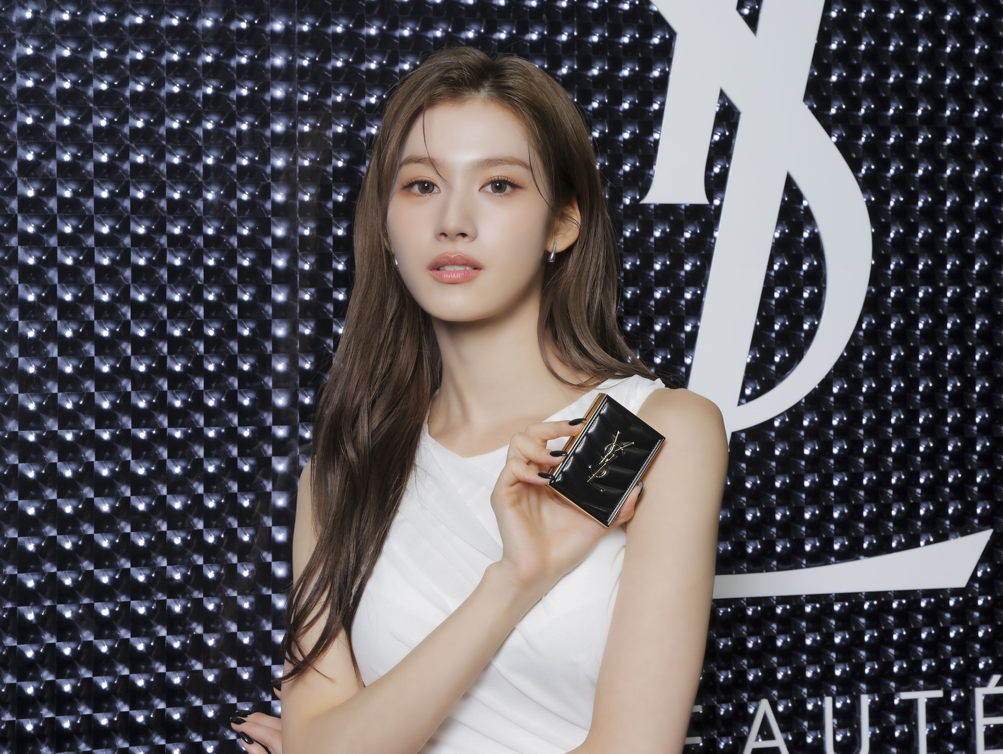 YSL Beauty Japan on X: YSL Beauty Japan on X: