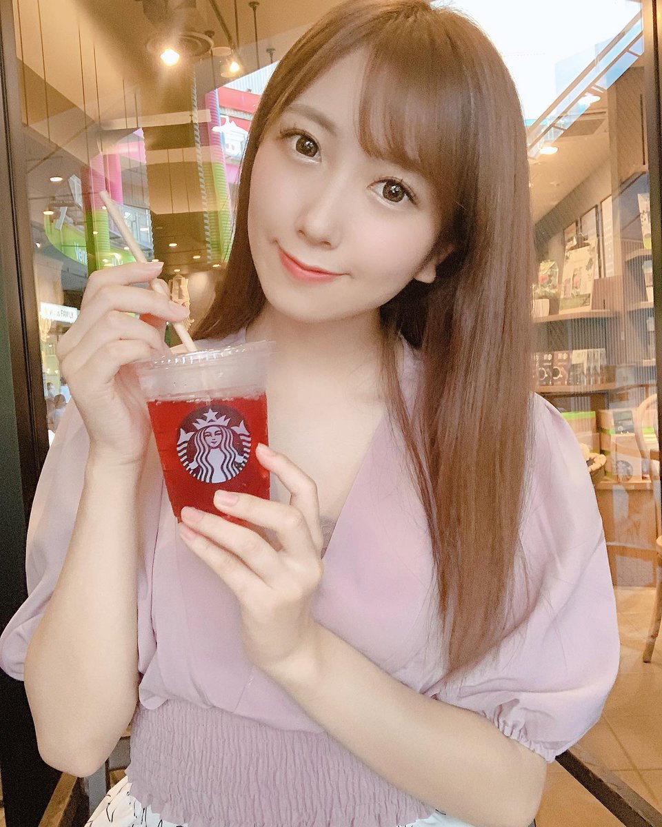 gospn1's tweet photo. マツエクって最強だなぁ❤︎
.
.
#すたーばっくす #すたば #スタバ #スターバックス #カフェ #カフェ巡り #自撮り女子 #自撮り界隈 #お台場カフェ #マツエクデザイン #マツエク140本 #夏コーデ #プチプラコーデ #グレイル #夏の思い出 #夏休み #japan_of_insta #japanesegirl #japan https://t.co/LTbapMpLdS