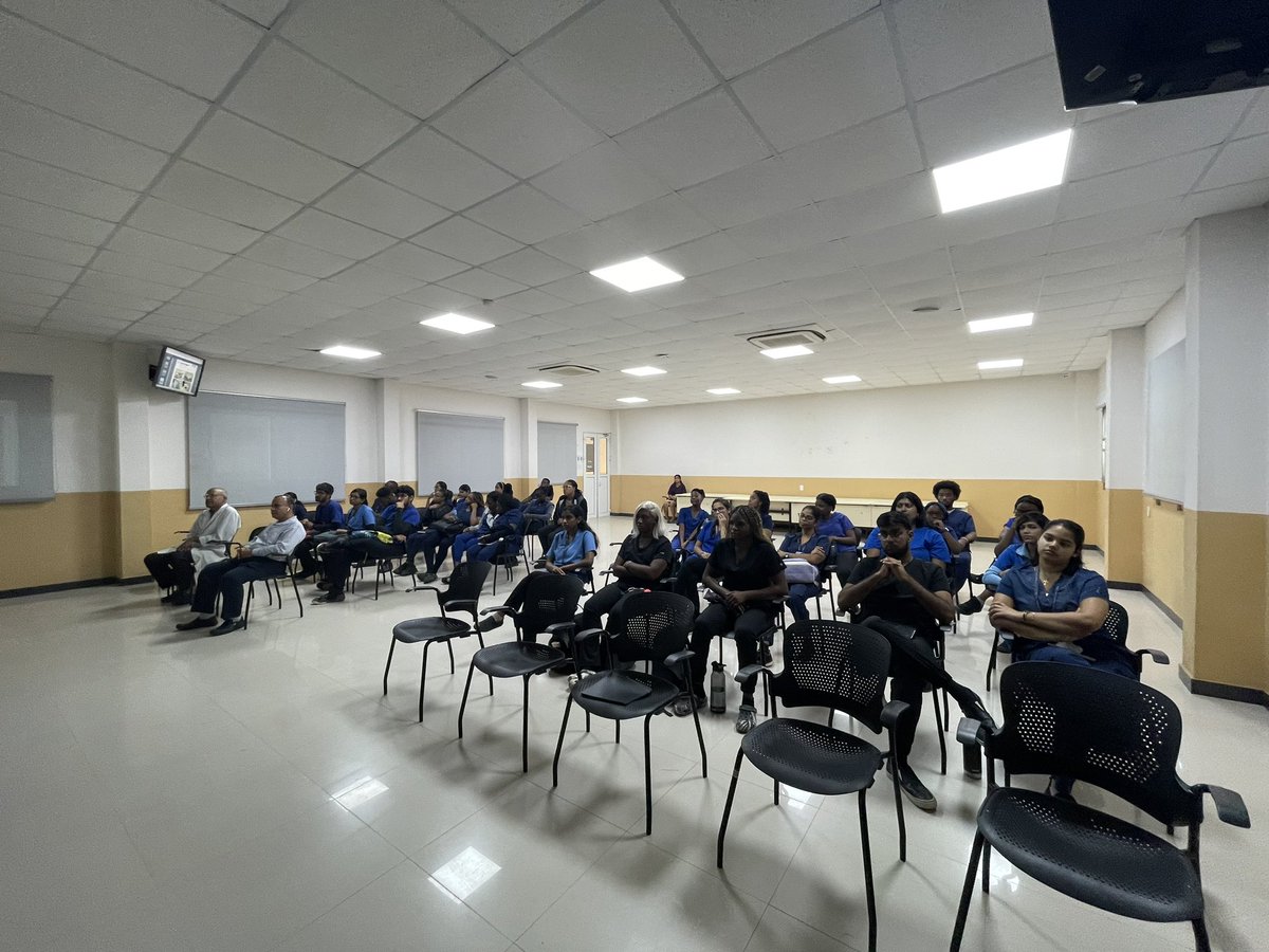 HFGuyana's tweet photo. Later on Chairman and Marketing Director visited  Texila American University(TAU). Where Mr @FahdPeerzada introduced Humanity First Guyana and Humanity First Student organization (HFSO). 

A lot of students, staff and Dean attended the presentation. 
Here too we will start HFSO. https://t.co/7jrtKSDzBF
