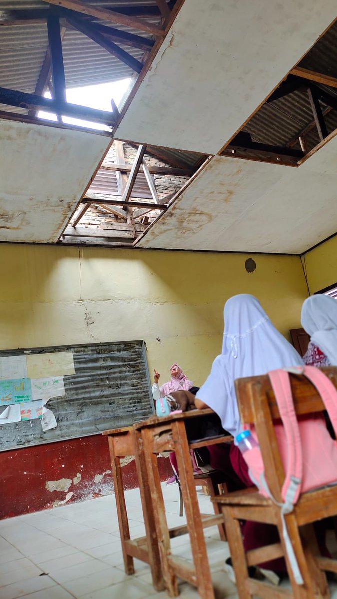 sewa alphard 25jt sehari? jangan ya dek ya~